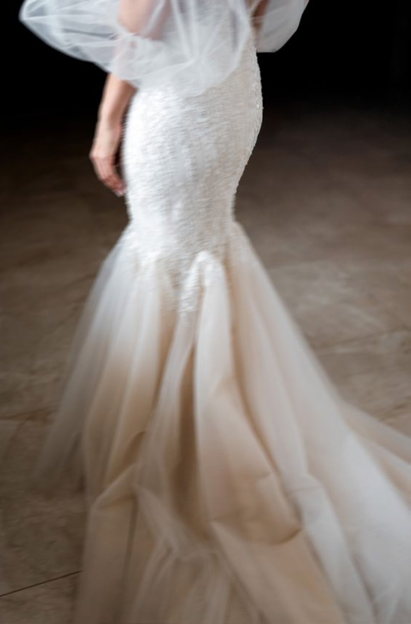 Dettaglio dell’abito da sposa